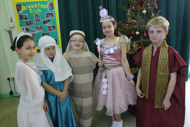 Lyncrest Primary School Years 1-6 Nativity dress rehearsal