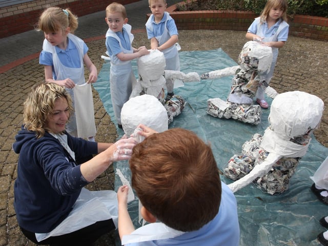 2008 - Values day at Ashby Fields Primary School in Daventry - sculpture making