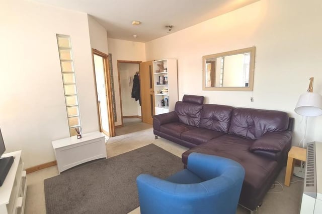 Tenure: Leasehold

Agents Connells say this is a spacious one bedroom first floor apartment situated within walking distance of Northampton Town Centre. Main benefits include a spacious lounge and separate kitchen. This apartment would make an ideal purchase for first time buyers and investors.