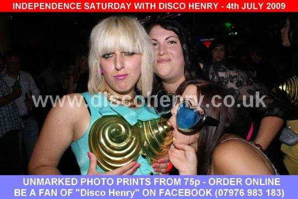 A Saturday night out at Reflex Bar in July 2009. Photo: Disco Henry