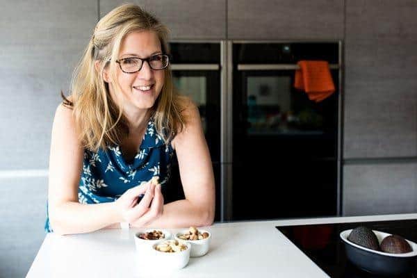 Sometimes the craving strikes between meals, and it can be SOO hard to resist reaching for a snack