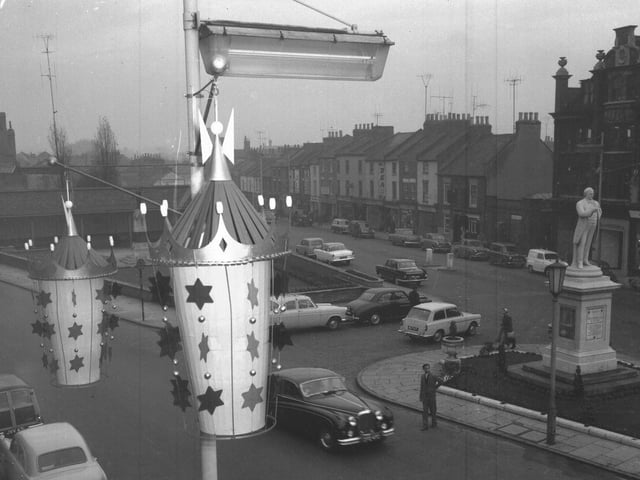 Christmas decorations in Abington Square, Northampton with Bradlaugh statue, early 1960s