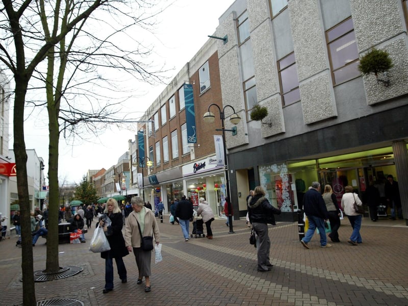 2006 - Christmas Shoppers on Abington Street