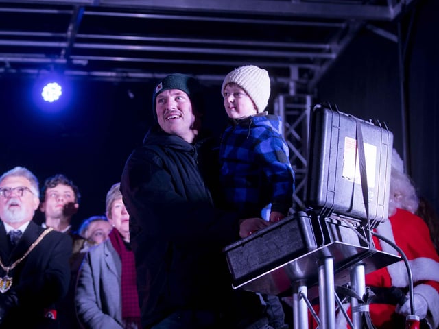 The festive event took place in Becket's Park on Saturday November 25 and saw plenty of family activities like ice skating, silent discos, live entertainment and more.