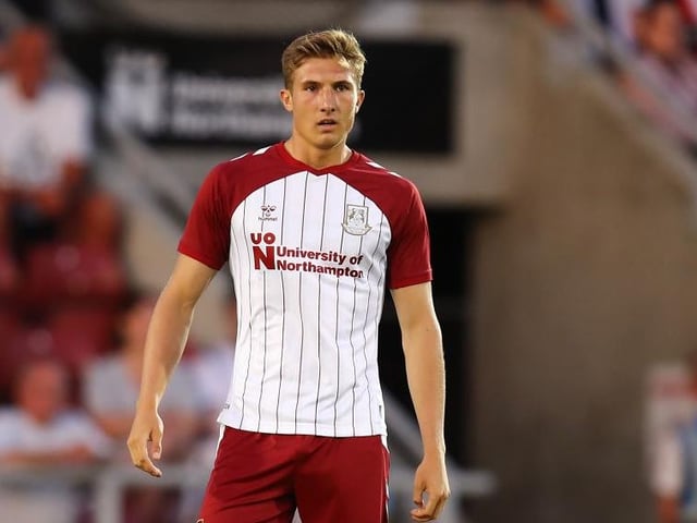Right-sided defender Harvey Lintott was released by league one Gillingham at the end of last season