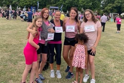 Kerry Gibbs, fourth from left, took part in Northampton's recent 10k Race for Life, and is now looking forward to the 2023 London Marathon.
