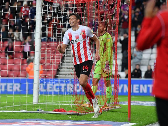 Odds: 6/1
Goals scored: 10
Form: The Sunderland man has scored five goals in the past seven league games.