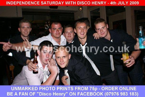 A Saturday night out at Reflex Bar in July 2009. Photo: Disco Henry