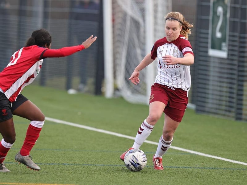 Captain Zoe Boote