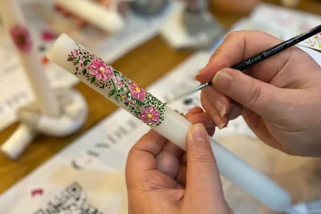 By opening the shop, Tanya wanted to introduce candle decorating and making parties.