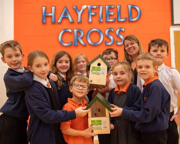 B&amp;DWC - SGB-31230 - Hayfield Cross C of E Primary School receiving their nestboxes from Barratt Home