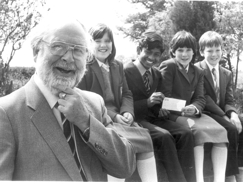 Guilsborough scholl fundraisers for Indian village 1987