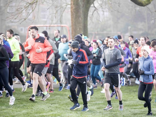 More than 400 runners took to The Racecourse on Saturday (February 24) in memory of mother-of-five Lyndsey Kirchin
