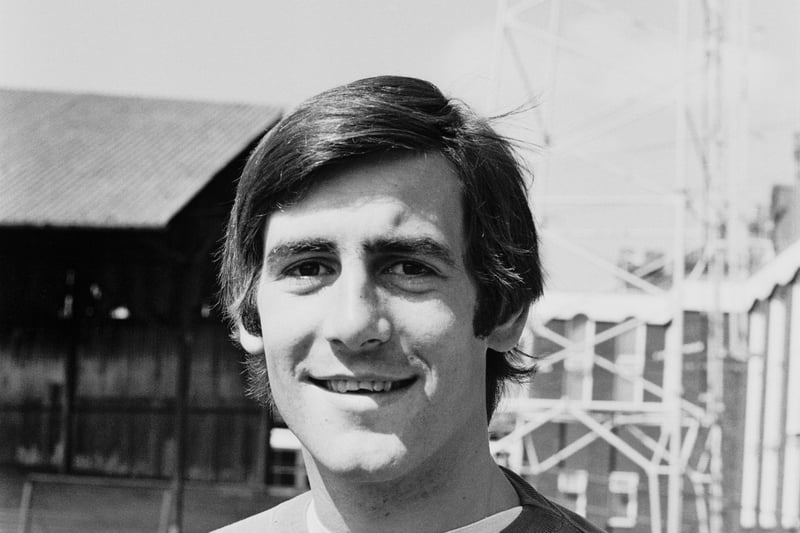 Alan Starling moved to Northampton Town in June 1971 and went on to make over 200 appearances for the Cobblers. In April 1976 he scored a penalty in the penultimate game of the season, against Hartlepool United, ensuring that every regular player for Northampton that season has scored at least once.