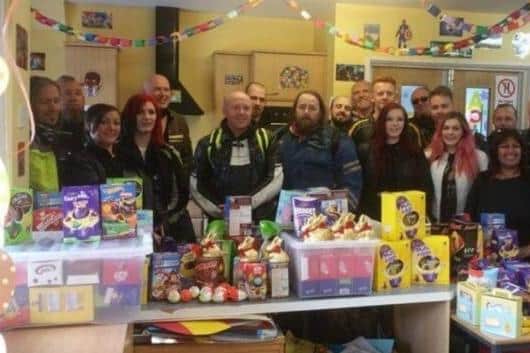The King Billy's first Easter egg run in 2016, before Thage (pictured in blue) sadly passed away after starting the annual tradition.