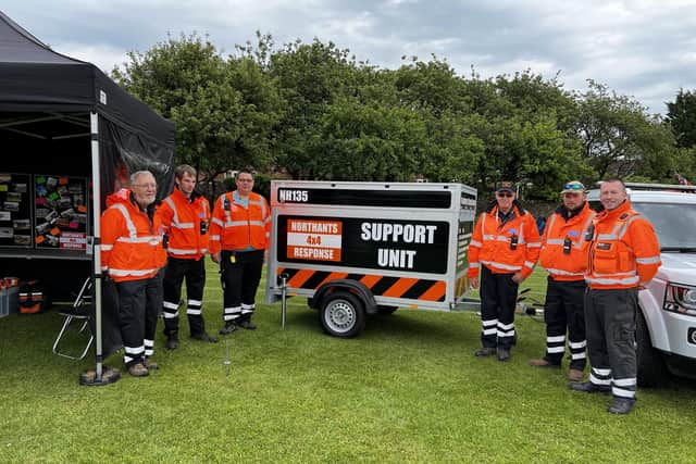 Volunteers with their new radios and trailer. Left to right: Mike O’Connor, Craeg Doggett, Gary Taylor, Chris Glasspool, Tadhg McCarthy, Gordon Brown.