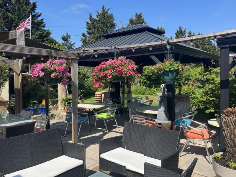 The traditional village pub has been run by the Drake family since 1996 and has a lot to offer.