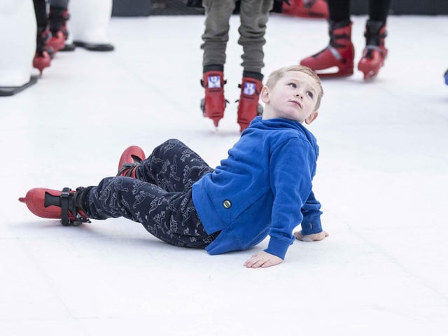 West Northamptonshire Council (WNC) has put on a free ice skating rink at the temporary market, as part of festivities in 2023.