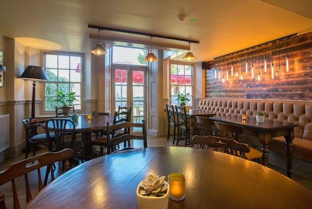 ""Cosy atmosphere with great service and superb quality food" - Rated: 4.5 (362 reviews)