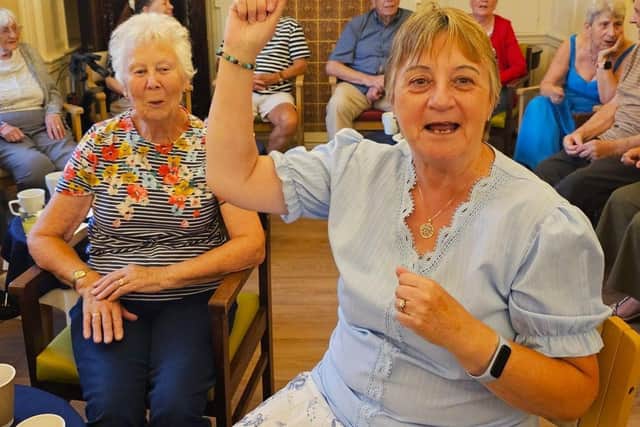 Elm Bank care home in Kettering welcomes Happy Together Ukulele band to their community dementia café