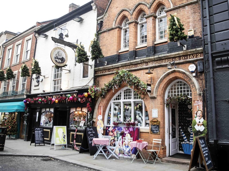 St Giles’ Street was closed to traffic to allow shoppers to walk freely down the road, which created a welcoming, community feel.