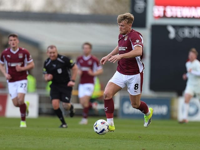 The two best chances fell his way and he's the man you want in those situations but could not convert either. Second was particularly unlucky and rather typifies Town's luck at present... 5