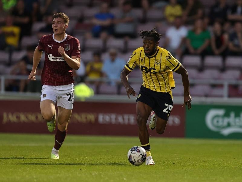 Makeshift right-winger and he gave a good go of it but it was asking a lot of him on his first start of the season. Best moment saw him nod wide in the first half... 6