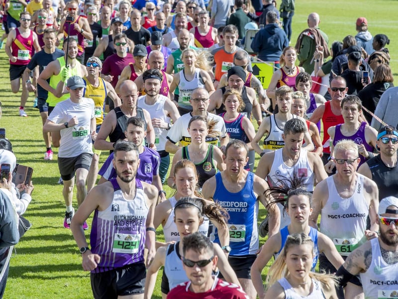 The Northampton 10k 2022, starting at Sixfields.