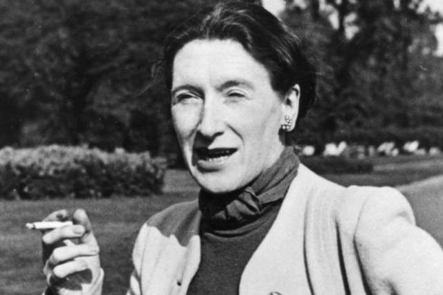 Elizabeth Bowen (1899-1973) was an Anglo-Irish writer famous for her biting novels The Last September (1929), which described Irish society at the height of the country's War of Independence, and The House In Paris (1937) which tells of two children caught up in Paris in the First World War. She moved to Northampton after her marriage.