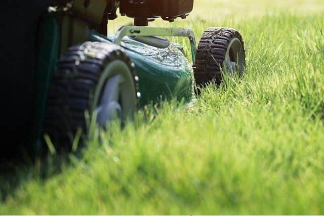 Garden waste subscriptions now open