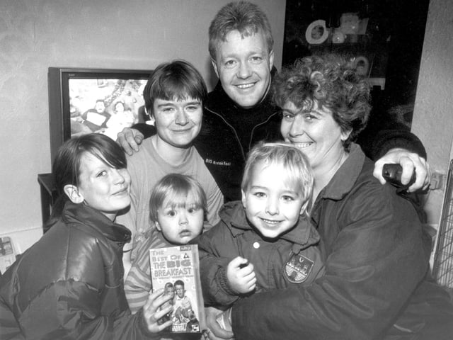 Keith Chegwin with Big Breakfast holiday winners. Dawn Gardner and family 1993
