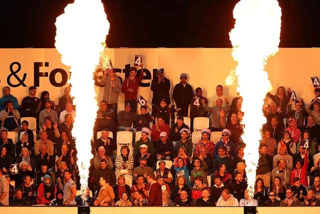 A bumper crowd is expected for the Steelbacks' Friday night clash with Lancashire Lightning