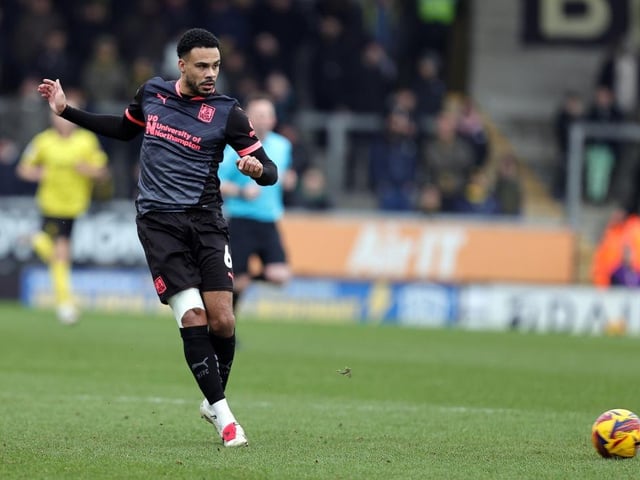 Stepped up to fill the Guthrie-shaped void with a rock solid display as the middle centre-back. Mopped up countless crosses and balls behind the back-line. The captain's absence will not be as keenly felt if he can stay fit... 8
