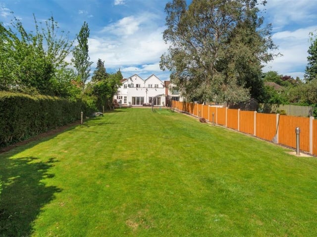 Chelton Brown / Rightmove