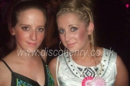 Nostalgic pictures from a '90p a drink' night out down Bridge Street 15 years ago