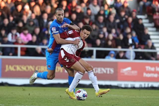 Shaun McWilliams battles for possession with Orient's Darren Pratley (Photo by Pete Norton/Getty Images)