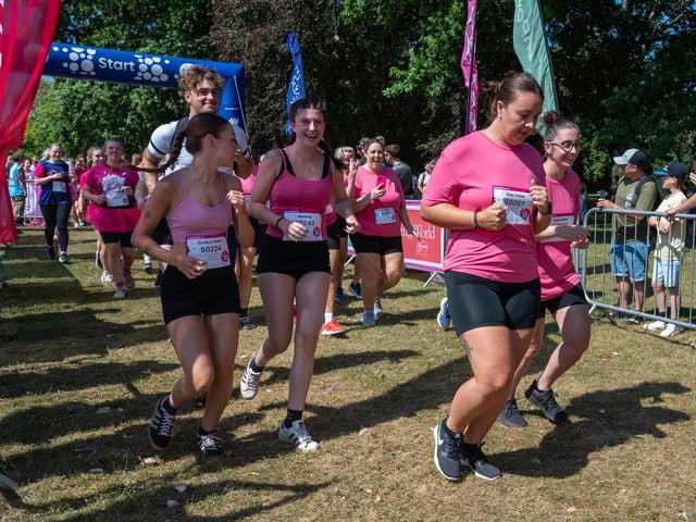 Runners taking part in the Pretty Muddy Race For Life at Abington Park in Northampton on Saturday, July, 11, 20026. Photo by David Jackson.