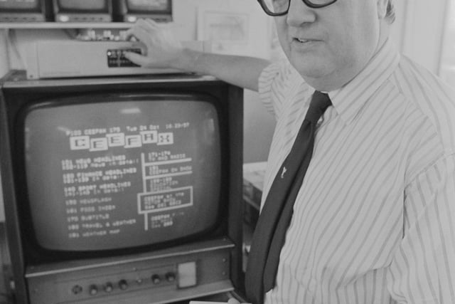Now we have Sky Sports News around the clock, club twitter feeds and website for our favourite club and a whole lot more besides in the wonderful world of the internet. Back in the 1980's the best we had was teletext. How many of you spent whole afternoons endlessly hitting refreshing, desperately hoping it would update and bring you a 120 word story on who you club has just signed?