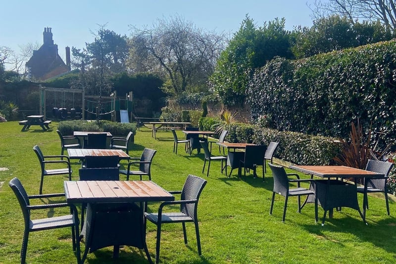 Sun Inn Hardingstone Menu 13 pubs in Northampton and beyond with glorious beer gardens to enjoy ...