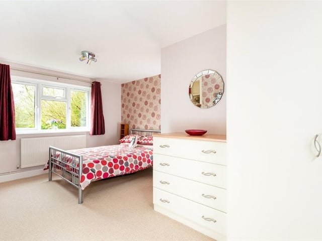 Vicarage Close, Hackleton, Northampton, Northamptonshire, NN7