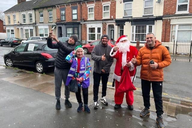 Two Santa litter picks were hosted in Kingsley and Semilong on the first weekend in December.