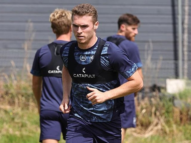 Max Dyche clocks up the miles