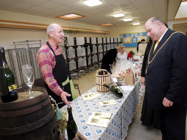 Mayor Colin Lill opens Northampton High School's Christmas Market.