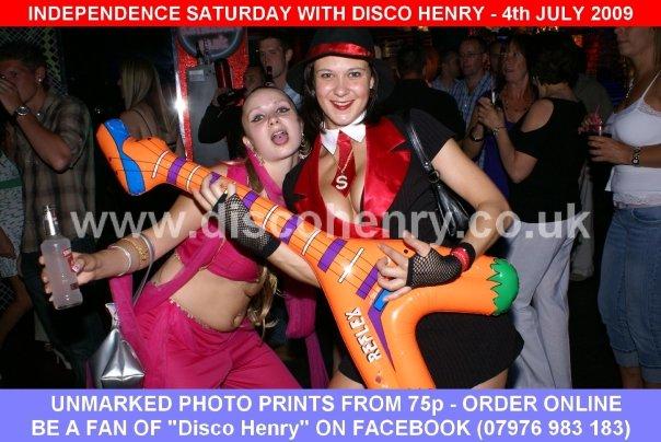 A Saturday night out at Reflex Bar in July 2009. Photo: Disco Henry