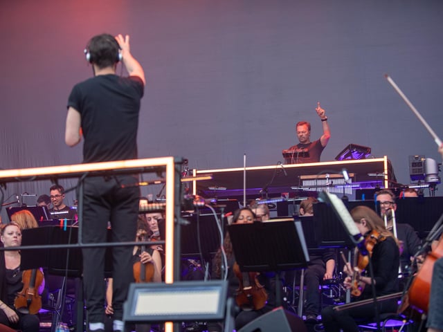 Pete Tong & The Symphony Orchestra, conducted by Jules Buckley, at Franklin's Gardens, Northampton, June 24, 2022. Photo by David Jackson.