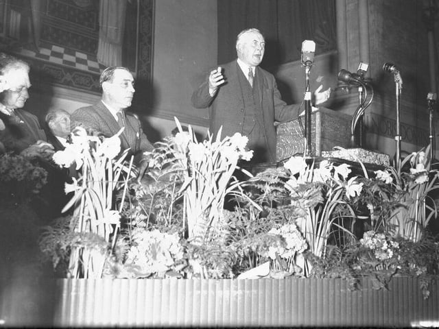 Harold Wilson at Northampton Town Hall, April 11, 1964