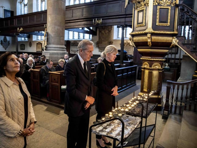 An evening of Choral Evensong was held at the Northampton church on Friday (September 9) to commemorate Queen Elizabeth II.