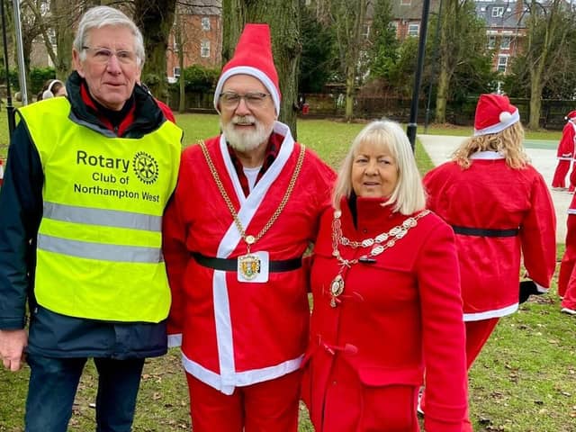 The Mayor and Mayoress at the Rotary Club's Santa Fun Run 