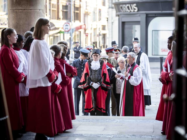 An evening of Choral Evensong was held at the Northampton church on Friday (September 9) to commemorate Queen Elizabeth II.