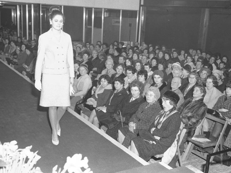 Grose fashion cavalcade, February 16, 1966